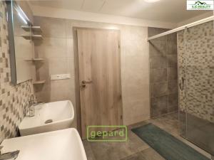 Pronájem bytu 3+kk, Plzeň, Na Roudné, 100 m2