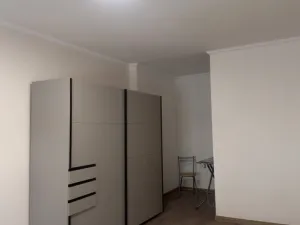 Pronájem bytu 2+1, Karlovy Vary, K. Čapka, 57 m2