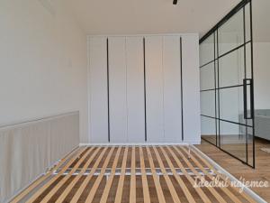 Pronájem bytu 2+kk, Brno - Zábrdovice, Auerswaldova, 47 m2