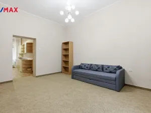 Prodej bytu 1+1, Karlovy Vary - Rybáře, Lad. Koubka, 34 m2