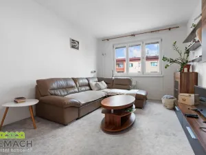 Pronájem bytu 2+1, Uherské Hradiště, Mánesova, 54 m2