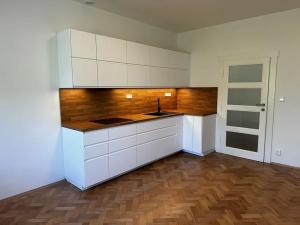 Pronájem bytu 2+kk, Praha - Strašnice, Na Třebešíně, 46 m2