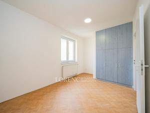 Prodej bytu 3+kk, Praha - Kbely, Toužimská, 69 m2