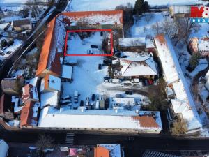 Pronájem komerčního pozemku, Ořech, Karlštejnská, 360 m2