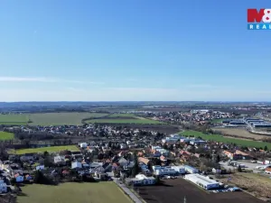 Pronájem komerčního pozemku, Ořech, Karlštejnská, 360 m2