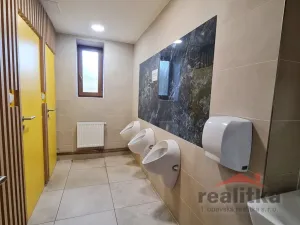 Prodej ubytování, Hradec nad Moravicí - Žimrovice, 1800 m2