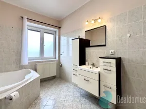 Pronájem bytu 3+1, Litvínovice, 70 m2