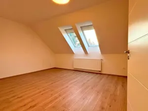 Pronájem rodinného domu, Kyšice, V. Vlčka, 222 m2