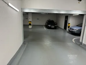 Pronájem garážového stání, Praha - Vysočany, Střídavá, 13 m2