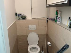 Prodej obchodního prostoru, Praha - Čimice, Vaňkova, 71 m2