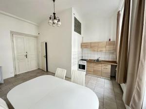 Prodej činžovního domu, Teplice, Českobratrská, 567 m2