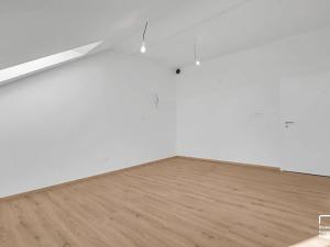 Pronájem bytu 2+kk, České Budějovice, K. Šatala, 46 m2