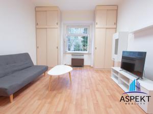 Pronájem bytu 2+kk, Praha - Holešovice, Schnirchova, 52 m2