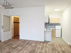 Pronájem bytu 1+kk, Brno - Starý Lískovec, U hřiště, 30 m2