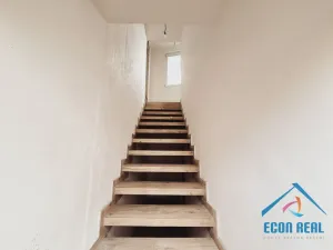 Prodej obchodního prostoru, Milovice - Benátecká Vrutice, 1080 m2