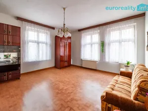 Prodej činžovního domu, Kraslice, Dukelská, 267 m2