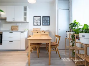 Pronájem bytu 3+1, Praha - Háje, Tatarkova, 77 m2