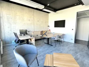Pronájem kanceláře, Praha, Dělnická, 441 m2