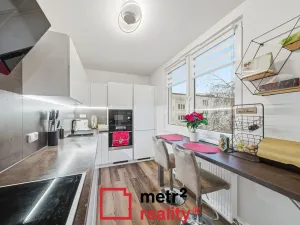 Prodej bytu 3+1, Olomouc, Družební, 72 m2