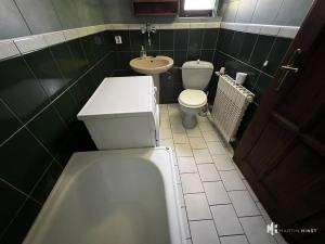 Pronájem bytu 1+1, Praha - Dolní Počernice, Úpická, 32 m2