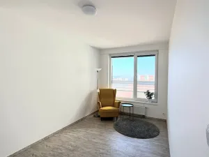 Prodej bytu 2+kk, Praha - Troja, Hnězdenská, 43 m2