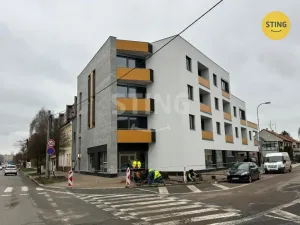 Pronájem bytu 1+kk, Pardubice, Husova, 35 m2