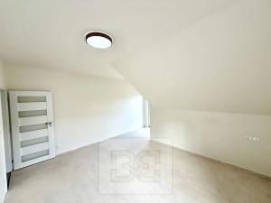 Prodej rodinného domu, Louňovice, V Luhu, 160 m2