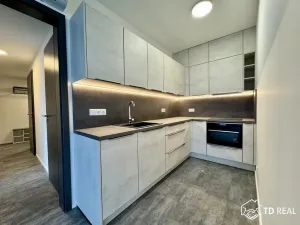 Pronájem bytu 2+kk, Brno, třída Generála Píky, 57 m2