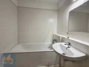 Prodej bytu 1+kk, Praha - Troja, Hnězdenská, 38 m2