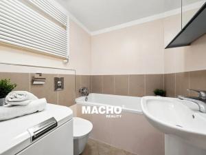 Pronájem bytu 2+kk, Praha - Hostivař, Kozinovo náměstí, 51 m2