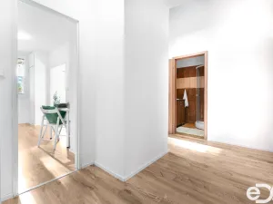 Prodej bytu 1+1, Praha, Mnichovická, 37 m2