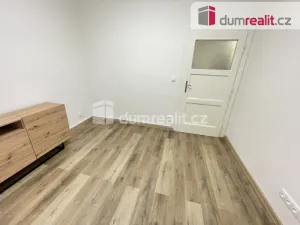 Pronájem bytu 2+kk, Praha - Žižkov, Biskupcova, 48 m2