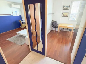 Pronájem bytu 2+kk, Praha - Záběhlice, Jabloňová, 36 m2