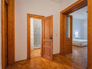 Pronájem bytu 5+1, Praha - Vinohrady, Ibsenova, 173 m2