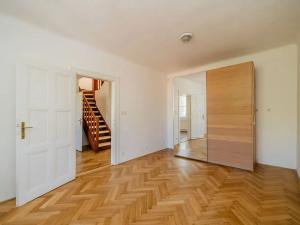 Pronájem vily, Praha - Střešovice, Cukrovarnická, 227 m2