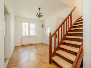 Pronájem vily, Praha - Střešovice, Cukrovarnická, 227 m2