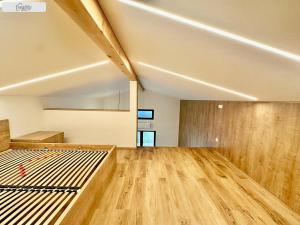 Pronájem bytu 2+kk, Brno - Žebětín, Křivánkovo náměstí, 50 m2