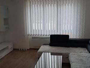 Prodej bytu 2+1, Meziměstí, Tovární, 66 m2