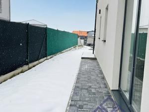 Prodej rodinného domu, Polerady, 190 m2