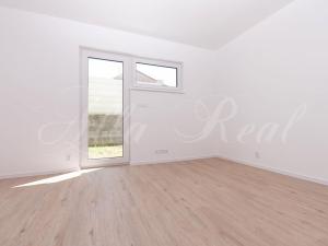 Prodej bytu 4+kk, Ostopovice, B. Němcové, 90 m2