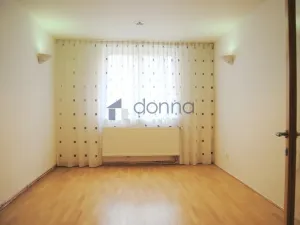 Pronájem kanceláře, Praha, Koldínova, 107 m2