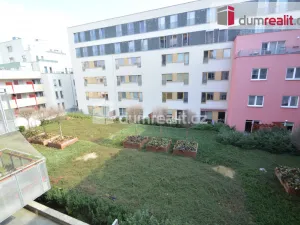 Pronájem bytu 1+kk, Praha - Modřany, Vorařská, 39 m2