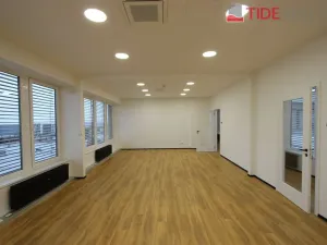 Pronájem kanceláře, Modletice, 200 m2
