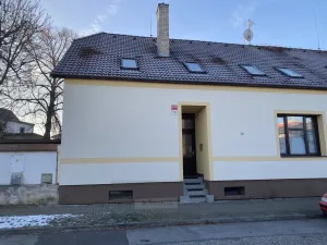 Pronájem bytu 1+kk, České Budějovice, E. Beneše, 43 m2
