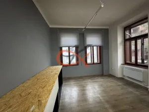 Pronájem obchodního prostoru, Valašské Meziříčí, Mostní, 80 m2