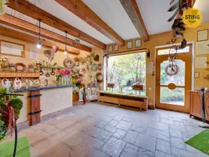 Prodej obchodního prostoru, Kroměříž, 1. máje, 102 m2