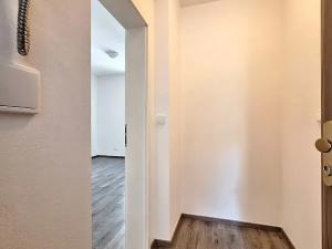 Pronájem bytu 2+kk, Praha - Holešovice, Na Maninách, 46 m2