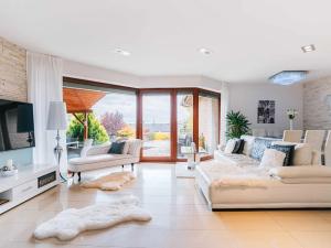 Prodej rodinného domu, Ondřejov, Slunečná, 200 m2