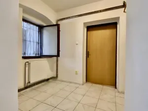 Pronájem atypického bytu, Česká Lípa, Žižkova, 50 m2