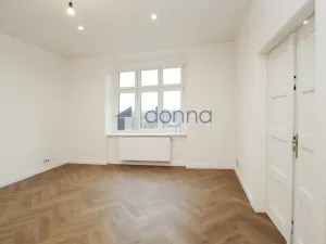 Pronájem bytu 3+kk, Praha, Sokolovská, 95 m2